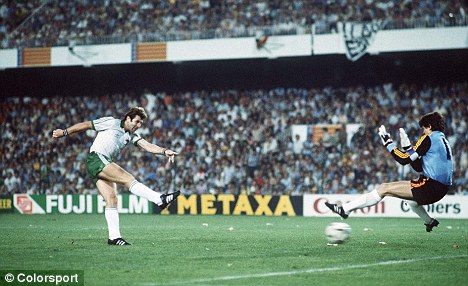 article-2045778-0005f50800000258-338_468x286